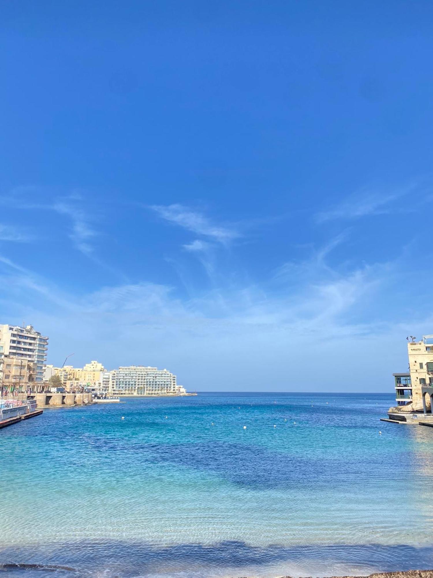 Tigne Sliema Three Bedrooms Apartment Luaran gambar